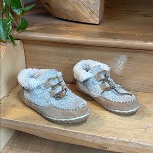 Women's Minnetonka Slippers